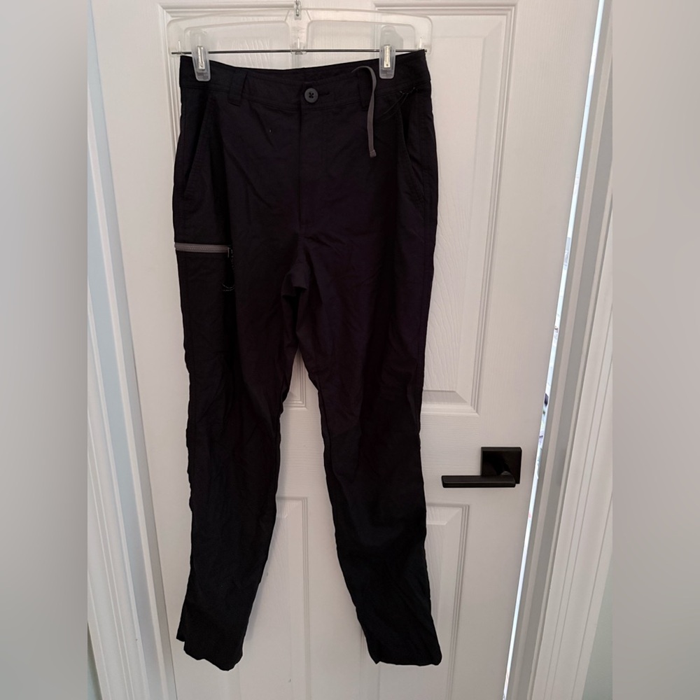 REI Men's Black Cargo Pants